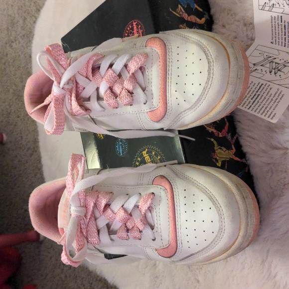 Vintage L.A. Gear white and pink double laced shooters low tops - Picture 2 of 7